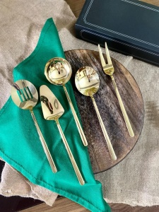 Set ustensile servire 5 bucati Allegra Auriu 23.5 cm - Img 2