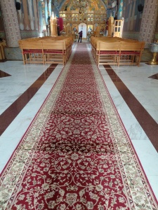 Covor biserica Traversa, Lotos, Rosu, 60x600 cm, Delta 1555
