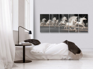 Tablou - Unicorns Run (5 Parts) Narrow 225x90 cm - Img 2