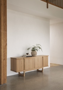 Comoda FLOW, Stejar deschis, 45x74x180 cm
