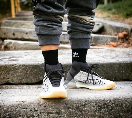 Adidas Yeezy QNTM Sea Teal - Img 2
