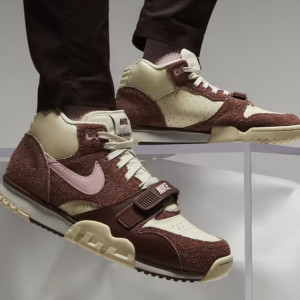 Nike Air Trainer 1 “Valentine’s Day”