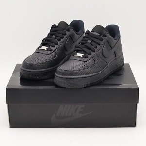Nike Air Force 1 Low SP Perforated Triple Black - Img 2