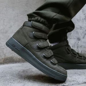 Nike Air Force 1 ‘07 SP X Billie Eillish Sequoia