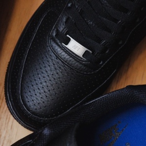 Nike Air Force 1 Low SP Perforated Triple Black - Img 3