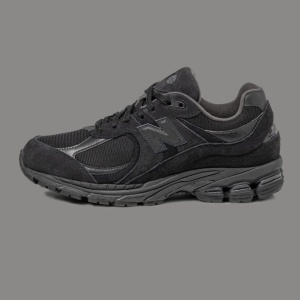 New Balance 2002R Triple Black