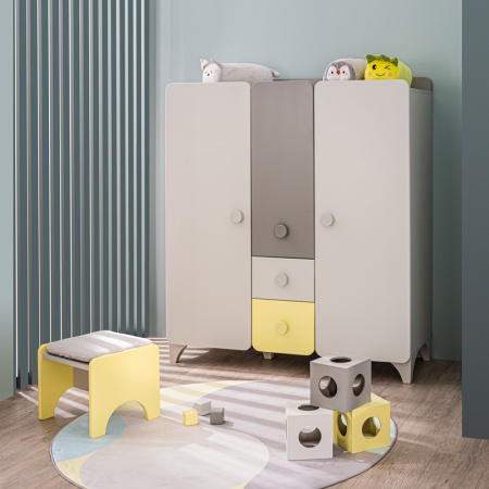 Трикрилен детски гардероб MINIA 124x46x142 см - Img 2