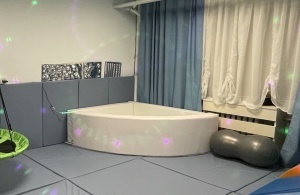 Светещ Сух басейн - Ъглов с RGB LED 150 х150 x h50 см. + 1000 бр прозрачни топки - Img 7