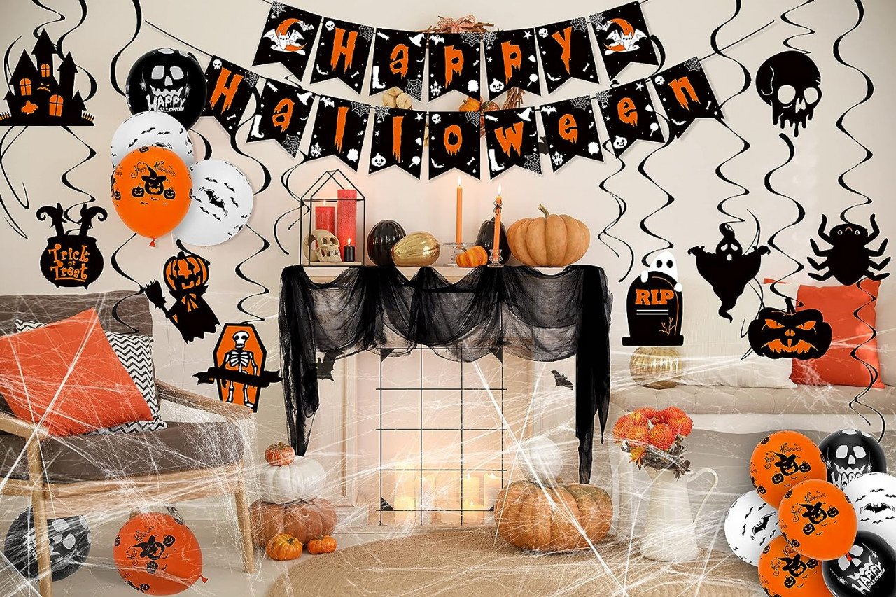 🎃 Halloween: originea, tradițiile lumii și cum a devenit o sărbătoare iubită și în România