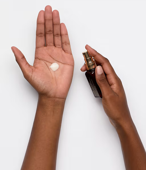 „Advanced Night Repair Eye Serum”: secretul tău de frumuseţe nocturnă