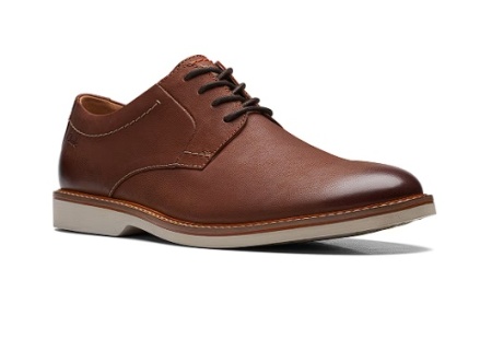 Clarks, Pantofi derby din piele cu varf rotund Atticus, Maro, 43, Resigilat, Grad A - Img 1