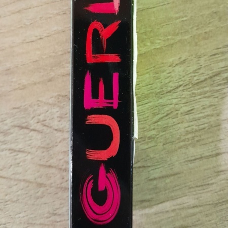 Ruj mat Guerlain La Petite Robe Noire Yuccie 161, 6 ml, Resigilat, Grad A