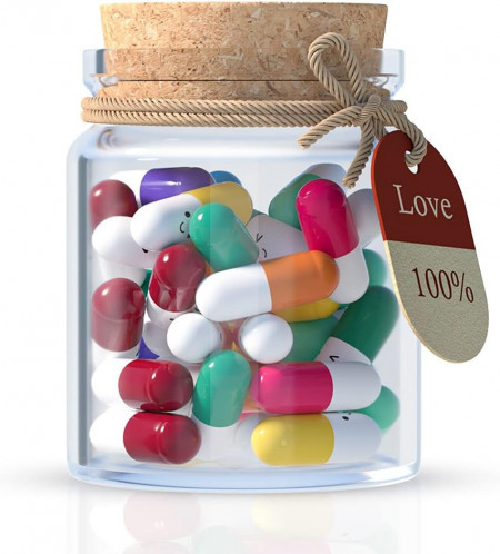 Borcan cu 25 de capsule cu mesaje de iubire Alaiyaky, hartie/sticla, multicolor
