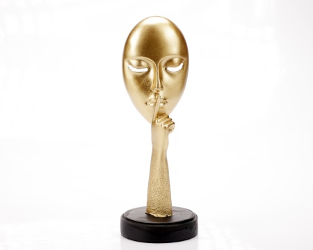Statueta "Just Me 3" din rasina