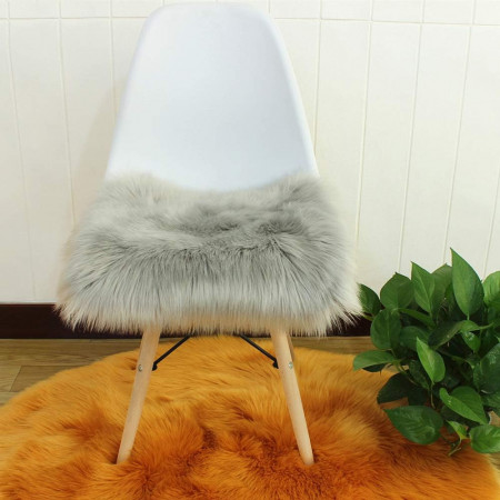 Blanita pentru scaun Martin Kench, blana artificiala, gri, 45 x 45 cm