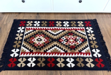 Covor traditional, cu doua fete,bleumarin-bej, dimensiunea 60x120 cm