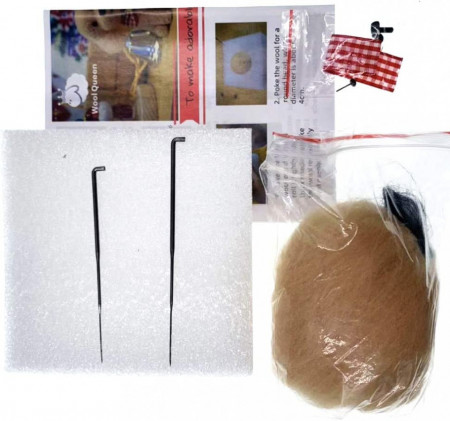 Kit de accesorii pentru impletit Wool Queen, model caine, lana/metal/spuma, maro/rosu/alb, 4 piese