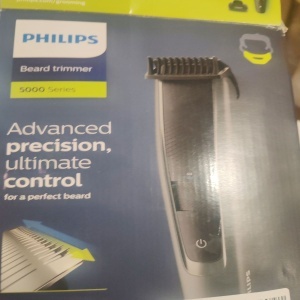 Aparat de tuns barba PHILIPS BT5515/20, Lame din otel inoxidabil 0.4-20mm, utilizare cu si fara fir, 90 min, 2 piepteni, suport de incarcare, Negru, Resigilat, Grad B - Img 2