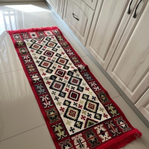 Covor traditional, cu doua fete,rosu-bej, dimensiunea 80x300 cm - Img 6