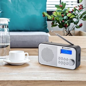 Radio portabil GoGEN DAB 300N cu tuner DAB+ si FM, 1 W, LCD , baterie 2000 mAh - Img 2