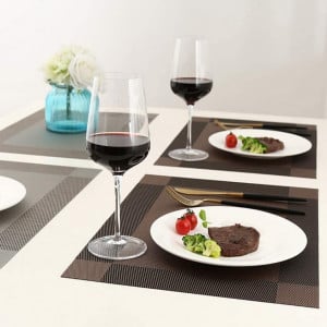 Set de 4 naproane si 4 coastere pentru cani/pahare CYchen, PVC, auriu/negru, 45 x 30 cm - Img 2