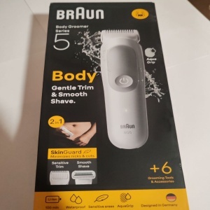Aparat de ingrijire corporala Braun Seria 5 BG5550, +6 Accesorii de ingrijire: 3 Piepteni, 1 Cap de ras, 1 Saculet, 1 Perie de curatare, Tehnologie SkinGuard, Delicat pentru zone sensibile, Autonomie 100 minute, Rezistent La Apa, Resigilat, Grad A - Img 2