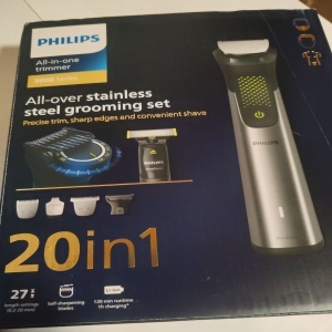 Aparat de tuns barba & parul de pe cap si corp 20in1 PHILIPS All-in-One MG9553/15 +OneBlade, autonomie 120 min, 27 setari lungime: 0,2 mm OneBlade& 0,5-20 mm All-in-One, 3 capete trimmer specializate (detalii, corp, extra-lat), Resigilat, Grad A - Img 2