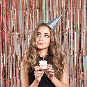 Decor cu franjuri pentru petrecere TRIXES, folie, rose gold, 90 x 208