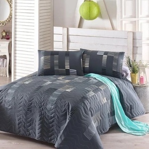 Eponj Home set cuvertura + 2 fete de perna, 65% bumbac/35% poliester, 220x240 cm + 2x60x60 cm, umplutura fibra 100%, lavabil 30°C, multicolor - Verificat A · Re-Bloom