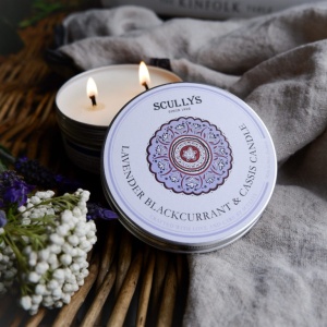 Lumânare Parfumată Lavandă Blackcurrant & Cassis, Scullys, 150 g, 30h - Img 3