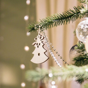 Set de 30 pandative pentru Craciun Kesote, lemn, natur - Img 7