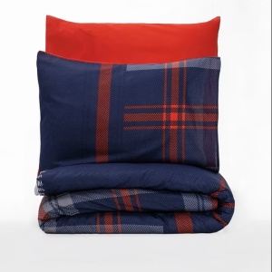 Set husa pilota + fata de perna, bumbac ranforce 100%, 155x220 cm + 80x80 cm, albastru inchis/rosu/alb - Verificat A · Re-Bloom