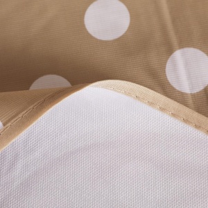 Fata de masa Vinylla, poliester, sampanie/alb, 140 x 240 cm