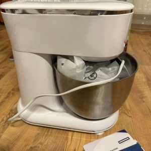 Mixer planetar Heinner HPM-1000WHCH, RESIGILAT (ca nou), 1 AN GARANTIE, 1000w, bol inox 5l, 10 viteze, accesorii tel, carlig framantare, paleta, capac transparent protectie, Alb - Img 4