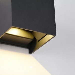 Aplica de perete pentru exterior Hoban, LED, metal, negru, 10 x 10 x 10 cm