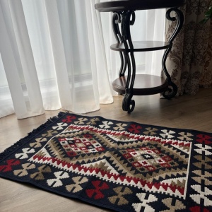 Covor traditional, cu doua fete,bleumarin-bej, dimensiunea 60x120 cm - Img 4