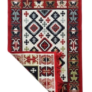 Covor traditional, cu doua fete,rosu-bej, dimensiunea 60x150 cm