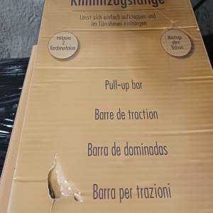 High Pulse bara tractiuni Pull Up Bar 90x24 cm, 120 kg, otel carbon, pozitii multiple prindere, tampoane spuma, montaj fara gaurire - Verificat A · Re-Bloom - Img 5