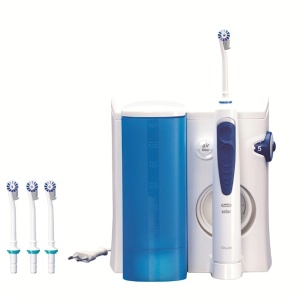 Irigator bucal Oral B. 5 trepte de intensitate. 4 capete intradentare. 600 ml. Alb, Resigilat, Grad A - Img 5