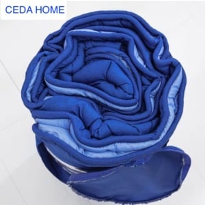 Pilota matlasata CEDA Blue, 200×200 cm, material microfibra de inalta calitate, umplutura din fibre siliconice, culoare albastra, lavabila, pentru toate anotimpurile, husa de transport si depozitare inclusa