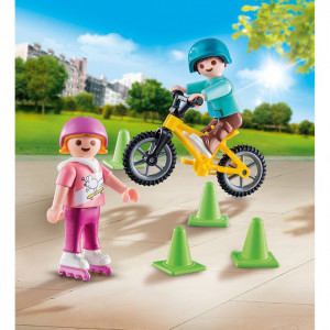Playmobil Special Plus - Figurine copii cu role si bicicleta - Img 3