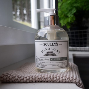 Săpun Lichid Pentru Mâini Scullys, Gardenia, 300 ml - Img 2