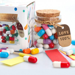 Set borcan cu 25 capsule pentru mesaje Amycute, sticla/plastic/hartie, multicolor, 9 x 3 x 10 cm - Img 3