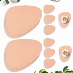 Set de 4 naproane si 4 suporturi pentru pahare Caliyo, PVC, roz pal