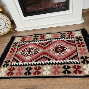 Covor traditional, cu doua fete,bleumarin-bej, dimensiunea 60x150 cm - Img 2