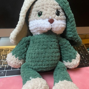 Jucarie de plus Iepurasul Misha, lucrata manual, handmade, textil, verde, 39 cm