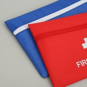 Set 2 genti de prim ajutor Losuya, nailon, albastru/rosu, 23 x 15 cm