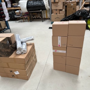 Mystery Joblot Premium - Pachet Special cu 18+ Surprize de Calitate