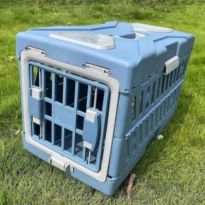 Cusca pliabila pentru transport animale Astorpet, plastic, albastru, 33 x 56 x 37 cm 