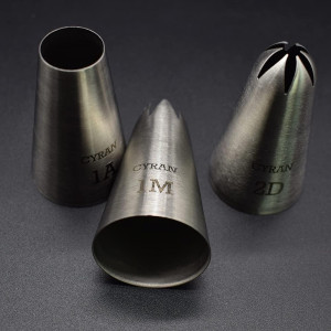 Set de 3 duze de patiserie CYRAN, otel inoxidabil, argintiu, 25 mm